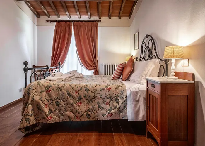 Apartamento With Panoramic Pool In Val Di Chiana *
